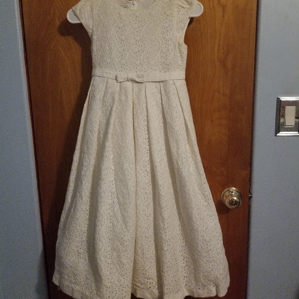 Adorable Lacey Formal White Talbots Dress